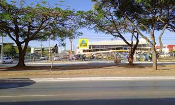 Imagem 7: Prédio inteiro com 04 pavimento, subsolo, loja térreo, primeiro andar e segundo andar