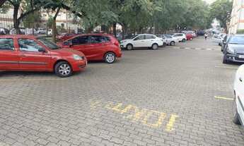 Imagem 2: Apartamento com 2 dormitórios à venda, 52 m² por R$ 140.000,00 - Cavalhada - Porto Alegre