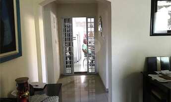 Imagem 5: Lindíssima casa de frente