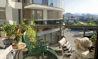 Imagem 3: Apartamento para aluguel possui 105 metros quadrados com 2 quartos, suíte medindo 25m2