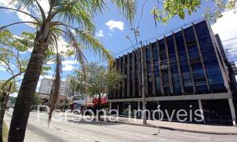 Imagem: Conjunto comercial na Av. Teresópolis Porto