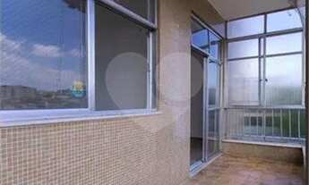 Imagem 2: Vista Alegre, 2 com dep, varanda e vaga!