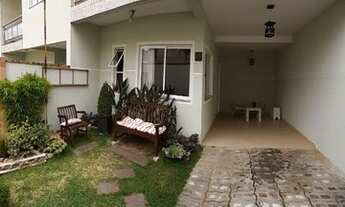 Imagem 2: Sobrado mobiliado em Condomínio fechado em São José dos Pinhais, sobrado a venda em condom