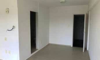 Imagem 4: Sala comercial com porcelanato de alta qualidade