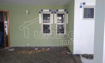 Imagem 3: A Unisol Imóveis aluga casa com quatro dormitórios sendo uma suíte e área gourmet com chur