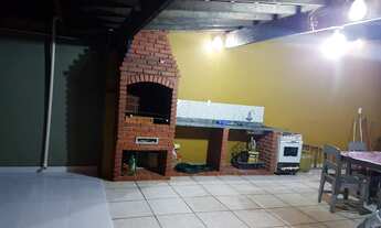 Imagem 7: Sobrado com vista para o mar à venda, possui 3 quartos e piscina. Itanhaém/SP