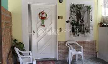 Imagem 2: PORTO ALEGRE - Casa Padrão - Hípica