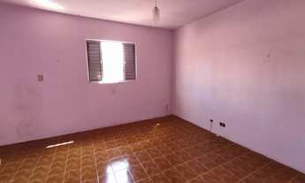 Imagem 2: SOBRADÃO EM RUA TRANQUILA