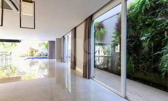 Imagem 4: Impecável Casa em Condominio na Granja Julieta