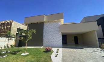 Imagem: Belíssima casa no Portal do Sol Green -4