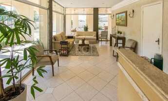 Imagem 2: Porto Alegre - Apartamento Padrão - Cristal