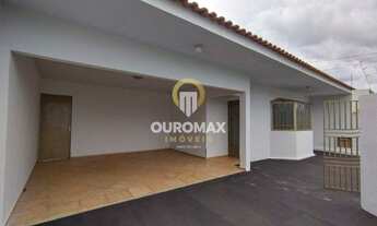 Imagem 2: Casa com 3 dormitórios para alugar, por R$ 1800/mês - Jardim Santa Fé - Ourinhos/SP