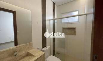 Imagem 7: Casa com 4 dormitórios à venda, 244 m² por R$ 970.000,00 - Bosque dos Buritis - Uberlândia