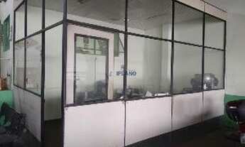 Imagem 4: Barracão. - Centro