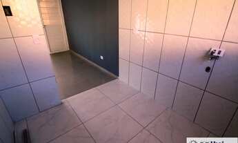 Imagem 7: COND. VILLAGIO CAMPO BELLO I - Apartamento com 02 dormitórios para alugar - R$ 810,00/mês