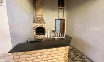 Imagem 4: Casa com 3 dormitórios para alugar, 100 m² por R$ 1.700,00/mês - Mansour - Uberlândia/MG