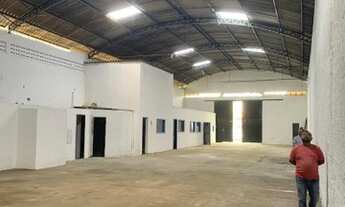Imagem 4: Galpão comercial com 550 m² excelente localização no Bairro Tabuleta, para lojas, distrib
