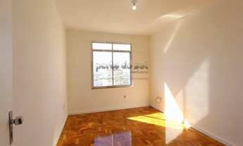 Imagem 5: Apartamento 02 dorm. reformado na frente da UFRGS