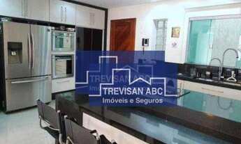 Imagem 6: Casa para locação no Planalto/SBC - 4 dorms, 2 suítes, closet e 3 vagas; 340m²