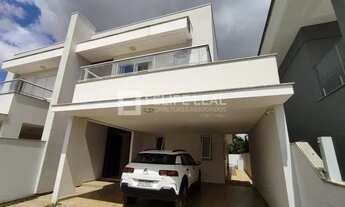 Imagem: Casa com 04 dorm. E 04 vagas em Jurerê