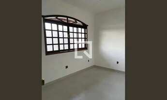 Imagem: Casa à Venda - Cabral, 3 Quartos, 170 m2