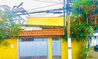 Imagem 4: Sobrado amplo com 2 quintais e jardim. 320 m²