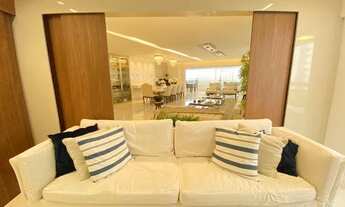 Imagem 5: Exclusivo Apartamento FRENTE MAR na PONTA DO FAROL, Todo Reformado e Projetado, Catamarã