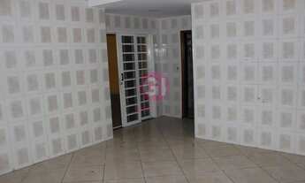 Imagem 6: Térrea para aluguel possui 270 metros quadrados com 5 quartos em São João - Jacareí - SP