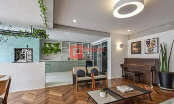 Imagem 2: Apartamento à venda, Com 178m² de Área Útil, 3 Dormitórios, 3 Suítes, 4 Vagas de Garagem n