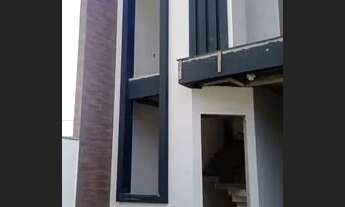 Imagem 2: Sobrado de Alto Padrão com 3 Dormitórios a 250 Metros do Mar em Penha