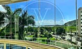 Imagem: Res. Maison Royalle - casa suspensa com