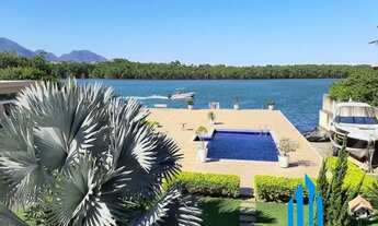 Imagem 3: Casa para venda possui 900 metros quadrados com 5 quartos em Olaria - Guarapari - ES