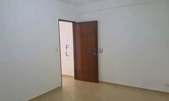 Imagem 6: Casa com 308m² contendo 4 dormitórios ,5 banheiros, e 6 vagas .-Vila Ivone