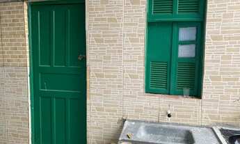 Imagem 6: Avenida com casas