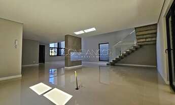 Imagem 6: Confiancce Imóveis vende: Lindíssima casa, nova e super moderna no melhor condomínio de Ca