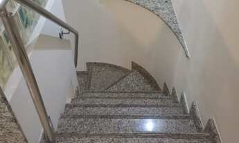 Imagem 7: Casa de condomínio para venda tem 255 metros quadrados com 4 quartos