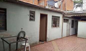 Imagem 4: Casa antiga em ótimo terreno com 360 m²