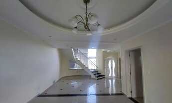 Imagem 2: Casa de condomínio para aluguel possui 240 metros quadrados em Caminho Novo - Tremembé - S