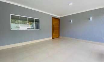 Imagem 2: Casa Espetacular Setor Balneário - 03 Quartos, 01 Ste + Área Churrasco