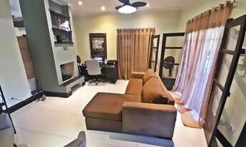 Imagem 2: Casa para venda com 250 metros quadrados com 3 quartos em Canto do Forte - Praia Grande