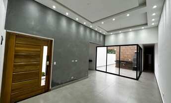 Imagem 2: Térrea para venda possui 92 metros quadrados com 3 quartos em Jardim Continental II - Taub