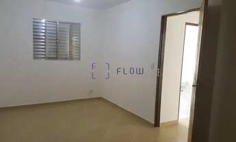 Imagem 5: Casa com 308m² contendo 4 dormitórios ,5 banheiros, e 6 vagas .-Vila Ivone