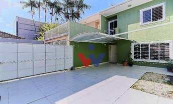 Imagem 2: Sobrado com 3 dormitórios à venda, 200 m² por R$ 690.000,00 - Hauer - Curitiba/PR