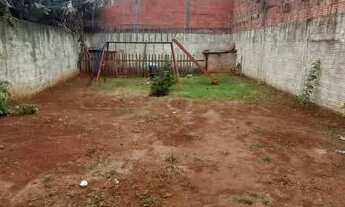 Imagem 5: Casa com varanda, churrasqueira. Santa Emília. Portão eletrônico, casa de 2 quartos e etc