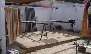 Imagem 6: Casa com 4 barracões