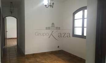 Imagem 3: Casa à venda com 250m² na Vila Industrial - 3 dormitórios