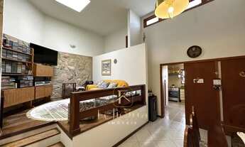 Imagem 3: Casa com 4 Dormitórios (2 Suítes) no Bairro Abraão Florianópolis/SC