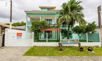 Imagem: Casa com 5 quartos e 3 vagas à venda em