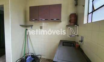 Imagem 5: Casa de 02 quartos no Sagrada Família, sendo