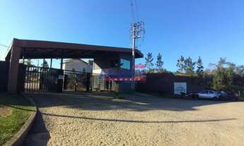 Imagem 6: Terreno a Venda no Condomínio Lago Dourado - Lote de 2.117m² e Área Verde